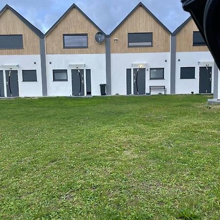 Lesny Zakatek Apartamento Jarosławiec Exterior foto